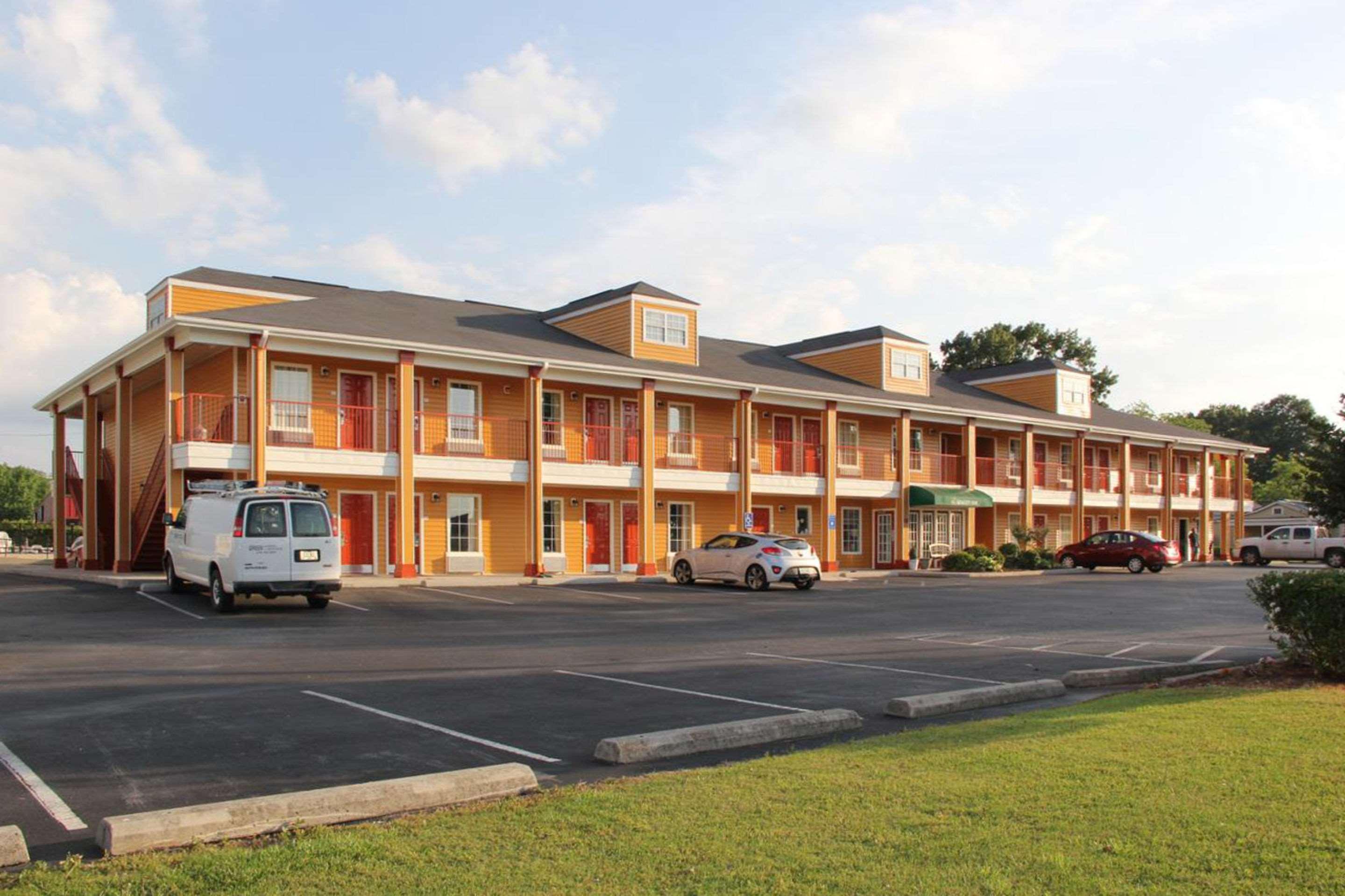 Quality Inn University Area Auburn Exterior photo